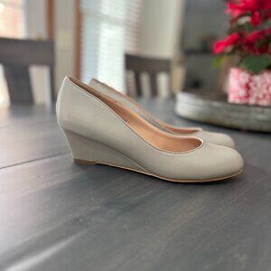 Journee Nude Wedge